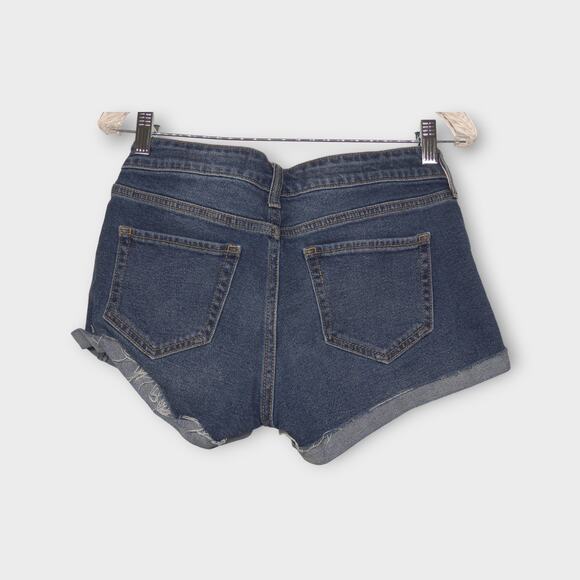 Juniors Hollister Low Rise Boyfriend Short 3" Distressed Shorts Size 1 /  25" - Picture 3 of 3